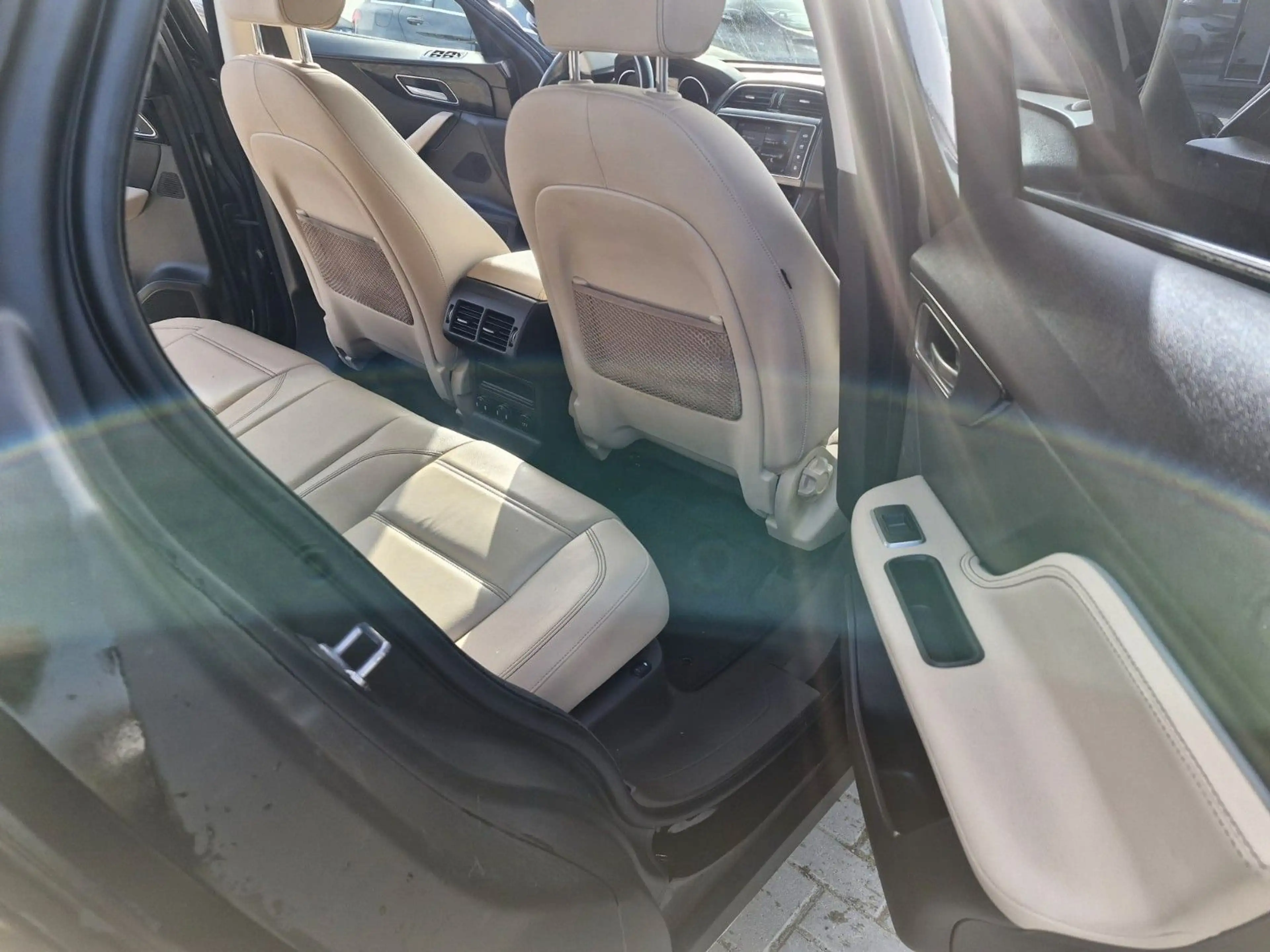 Jaguar F-Pace F-PACE Prestige — photo 2