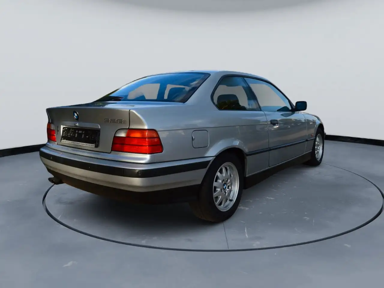 BMW E36 Coupe 328 Automatik 57.000km, foto 3