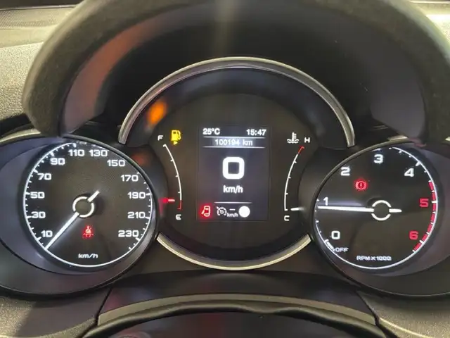 Fiat 500x view 9