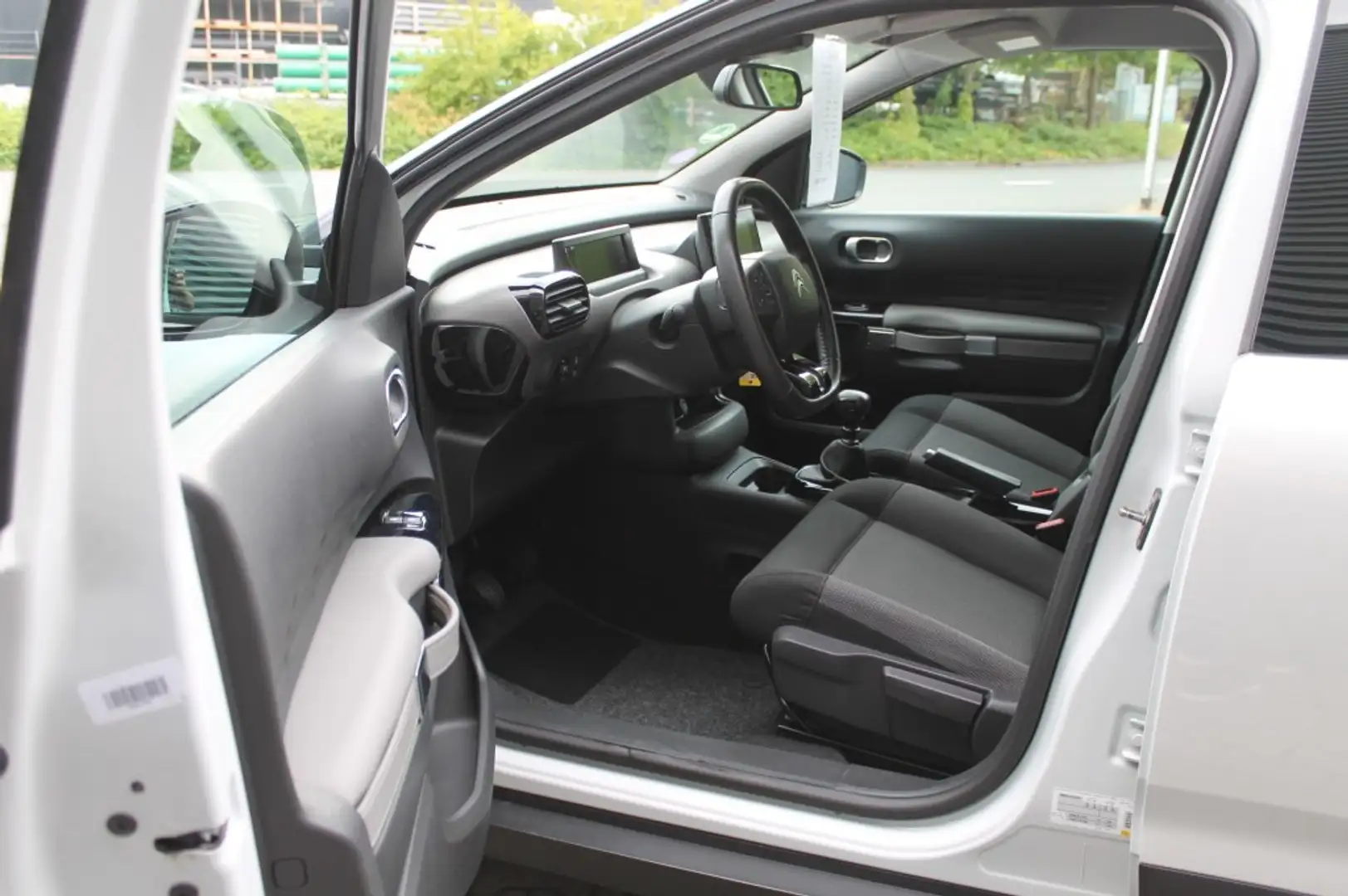 Citroen C4 Cactus 1.2 PureTech Business Uitv. NAVIGATIE Wit - 2