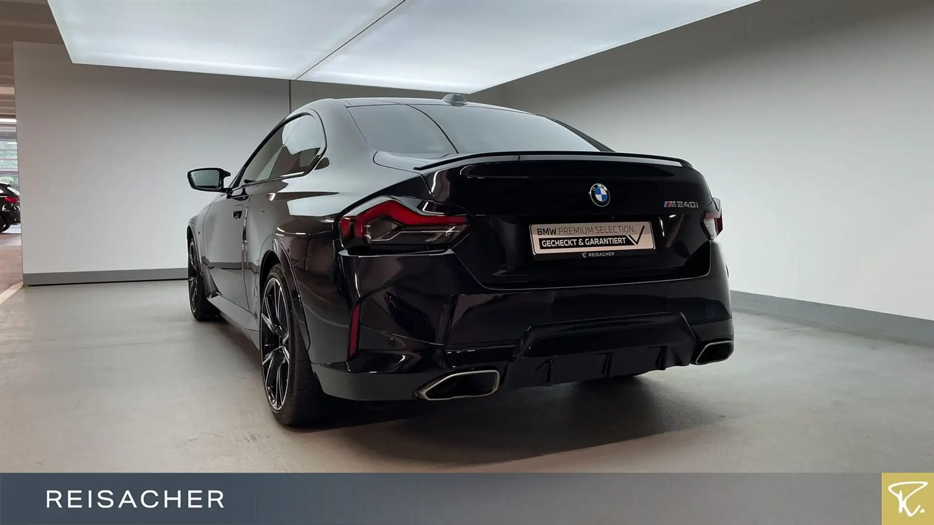 BMW 240 A xDrive Coupé LCProf PA Hifi adaptLED Schwarz - 2