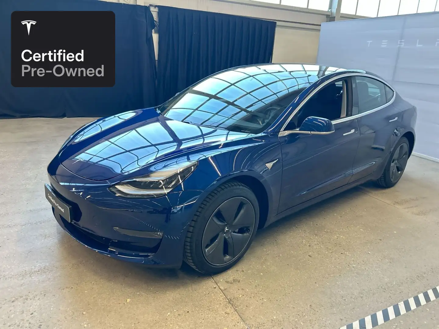 Tesla Model 3 Rear-Wheel Drive “Certified Pre-Owned” Blauw - 2