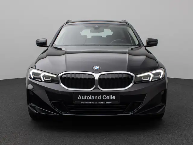 BMW 3 Series view 2