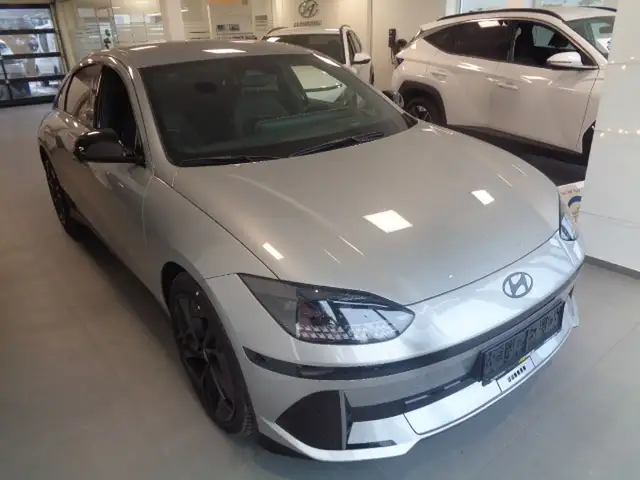 Hyundai IONIQ 6 Elektro 77,4kWh Black Edition Long Range A