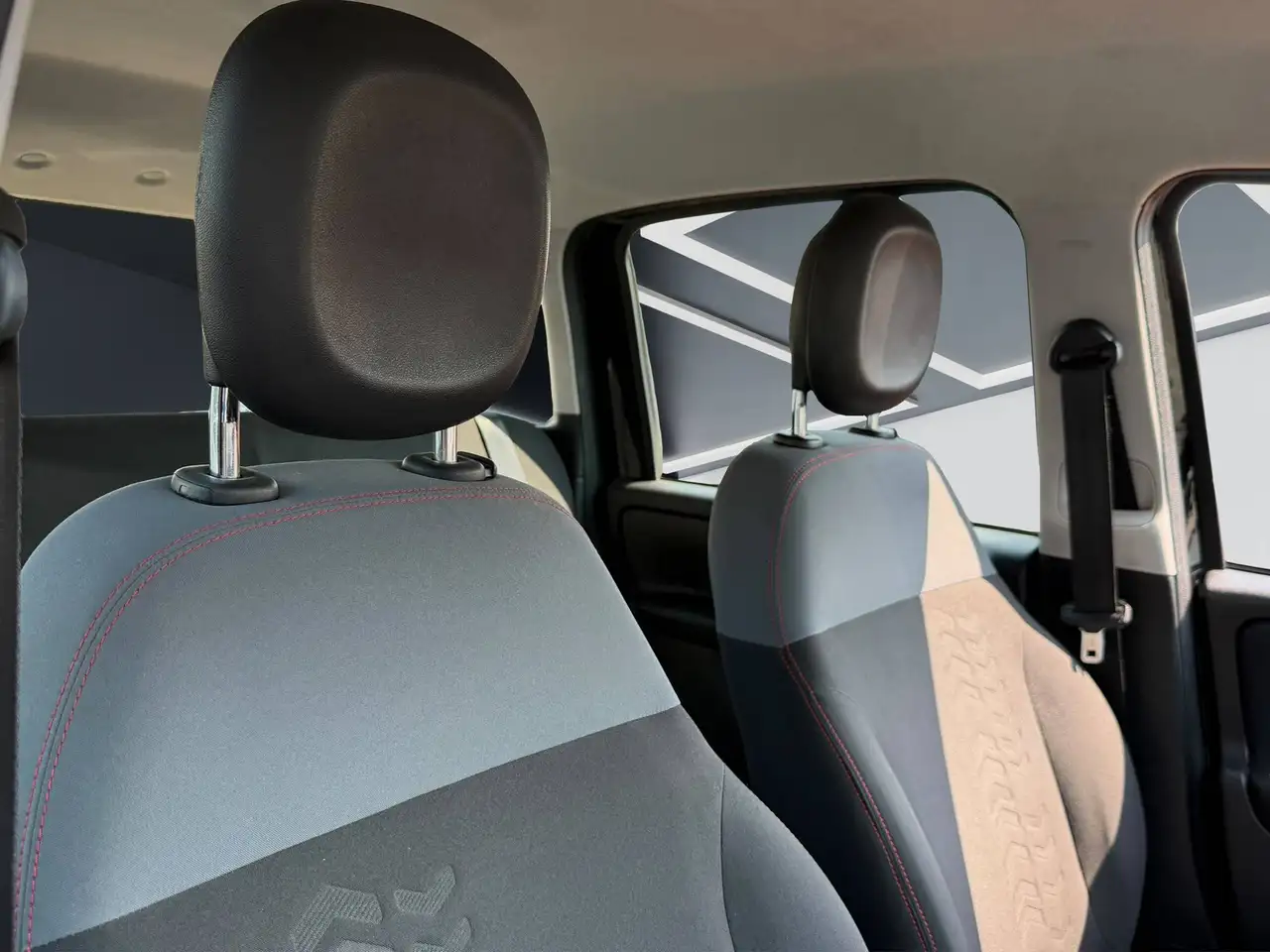 Fiat Panda 1.2 LOUNGE S&S 69CV, миниатюра 11