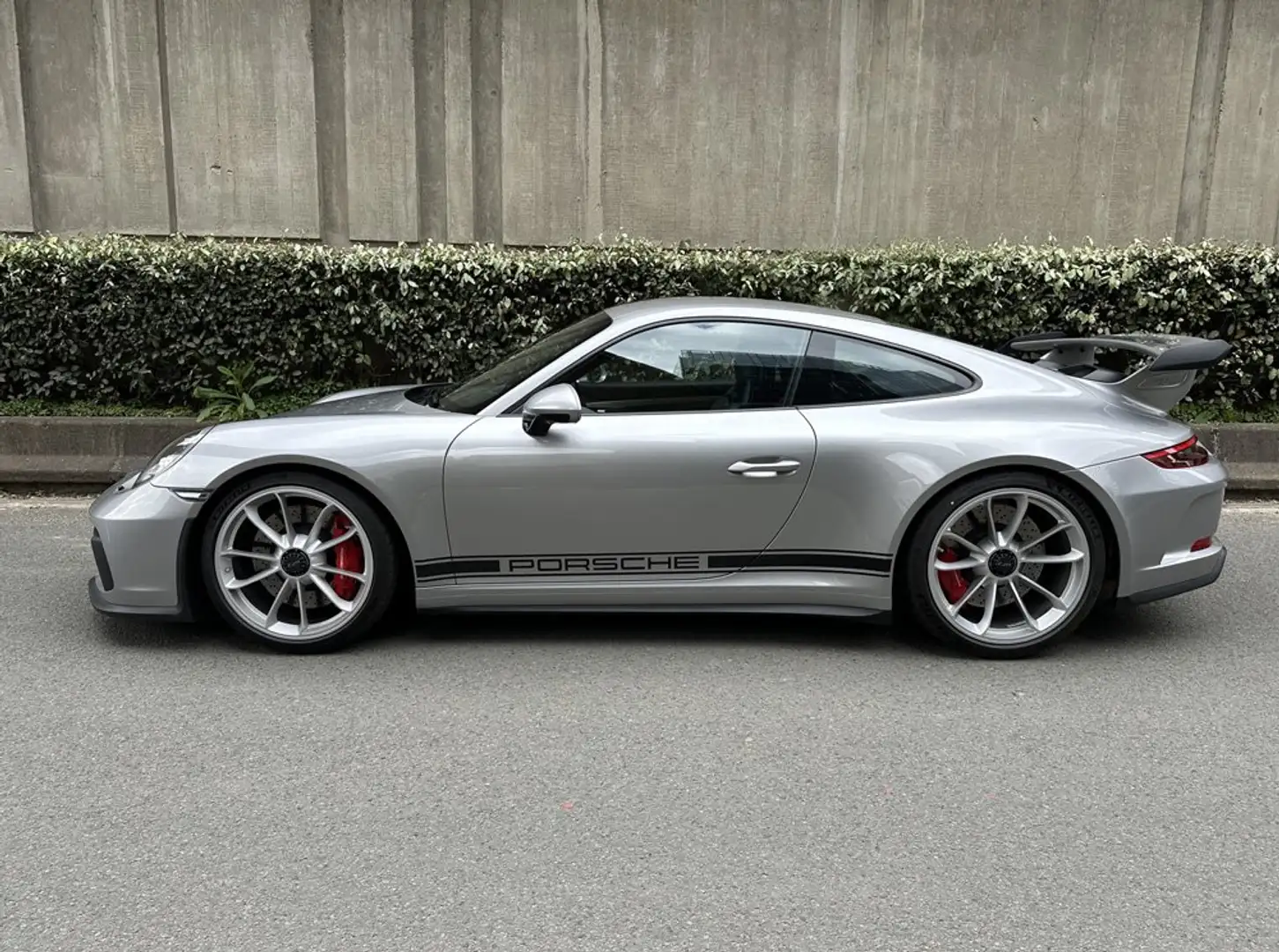 Porsche 991 911 - 991 GT3 Approved 05/2025 Ezüst - 2