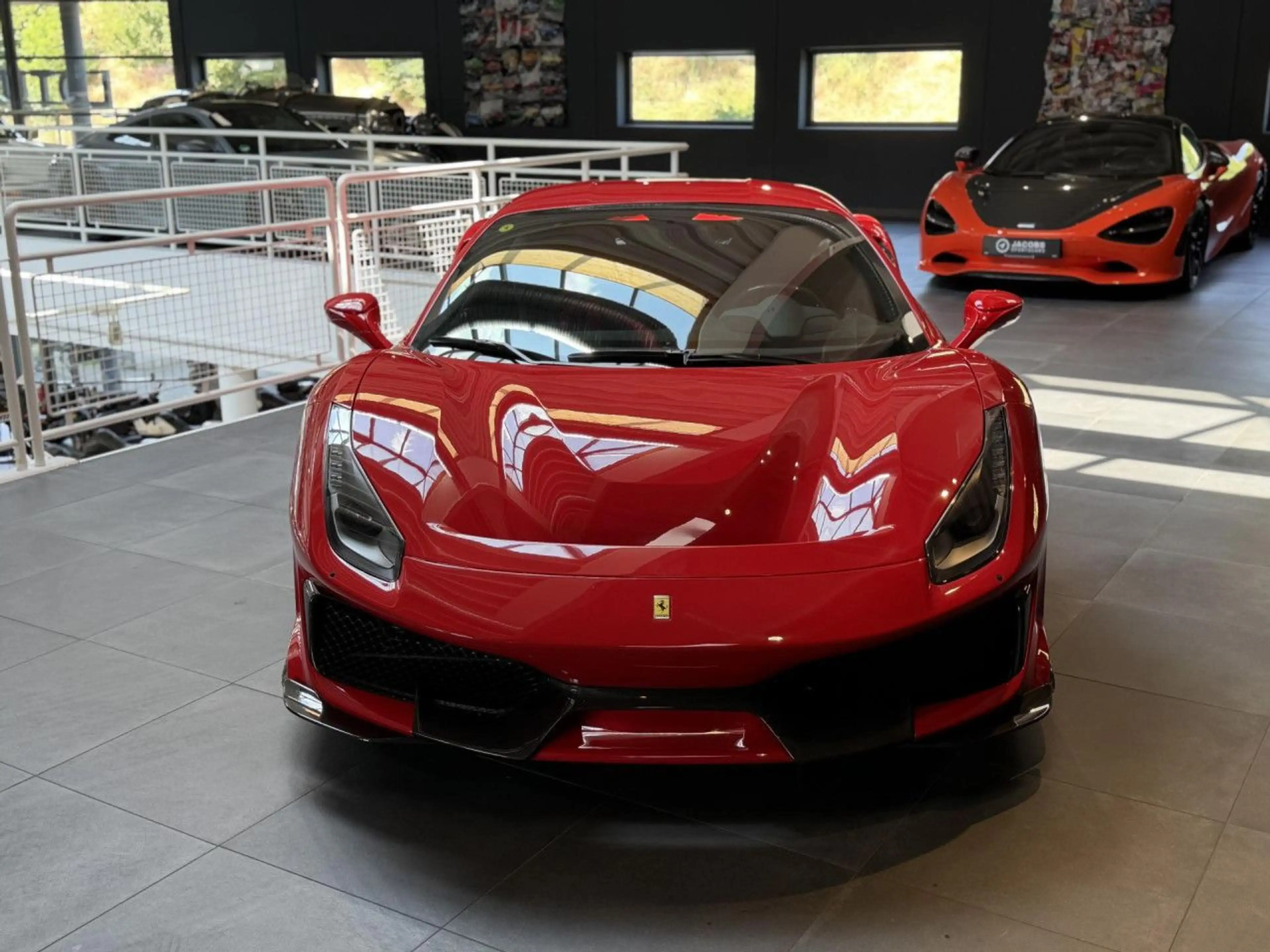 Ferrari 488 PISTA Voll CARBON "Clean Spec." Lift Kamr. — photo 3