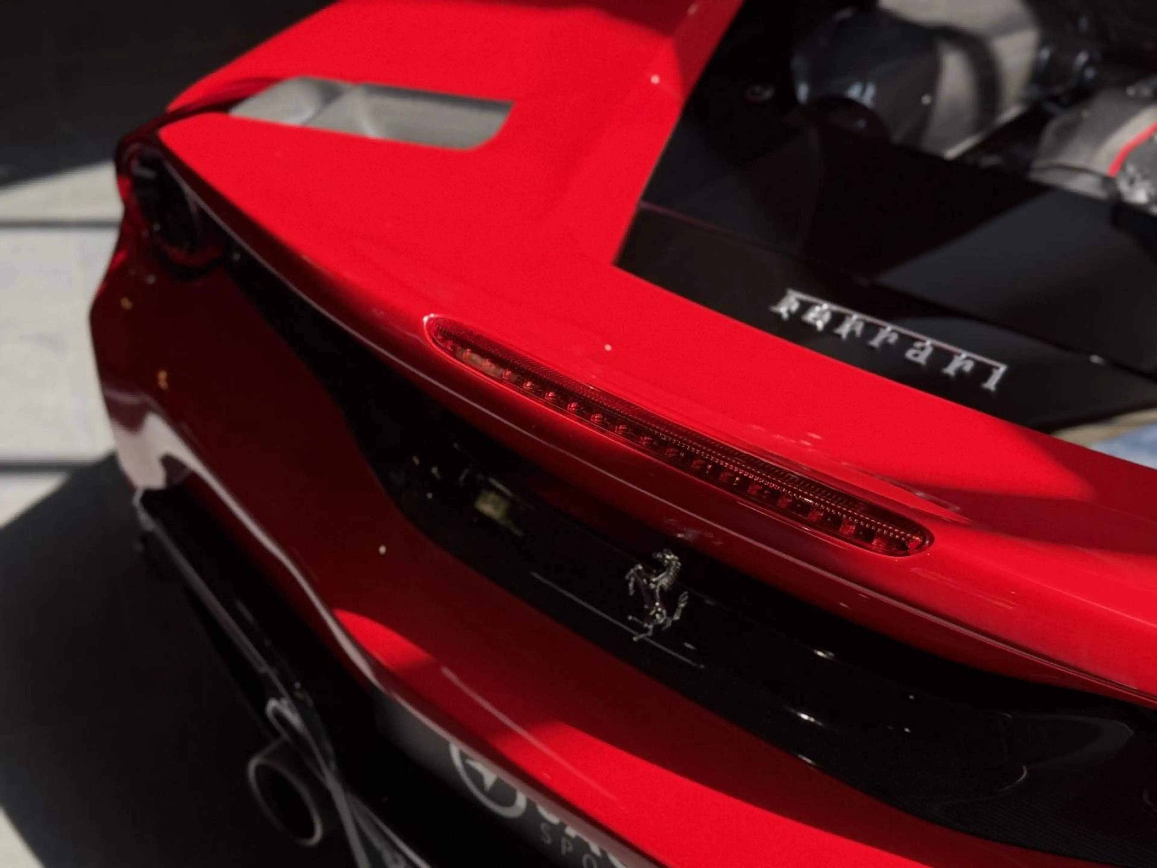 Ferrari 488 PISTA Voll CARBON "Clean Spec." Lift Kamr. — photo 7