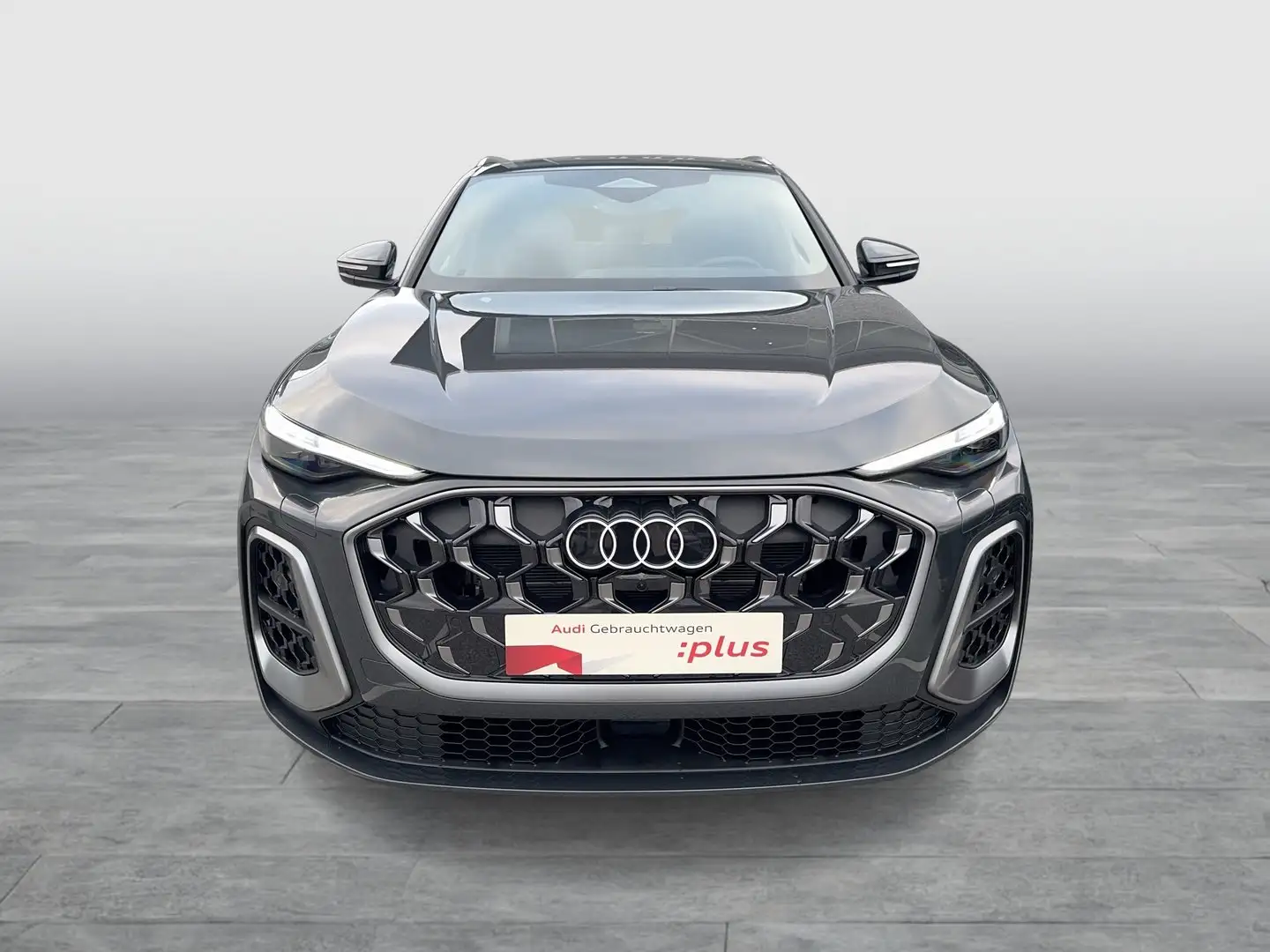 Audi Q5 e-hybrid quattro 270 KW Grau - 2