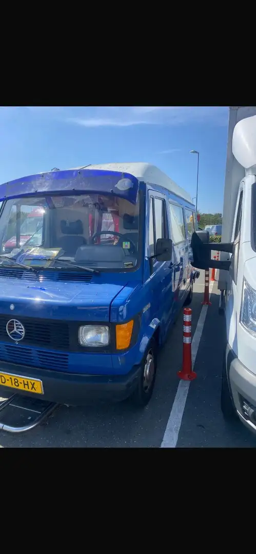 Mercedes-Benz 208 Mercedes-Benz 207D Kék - 2