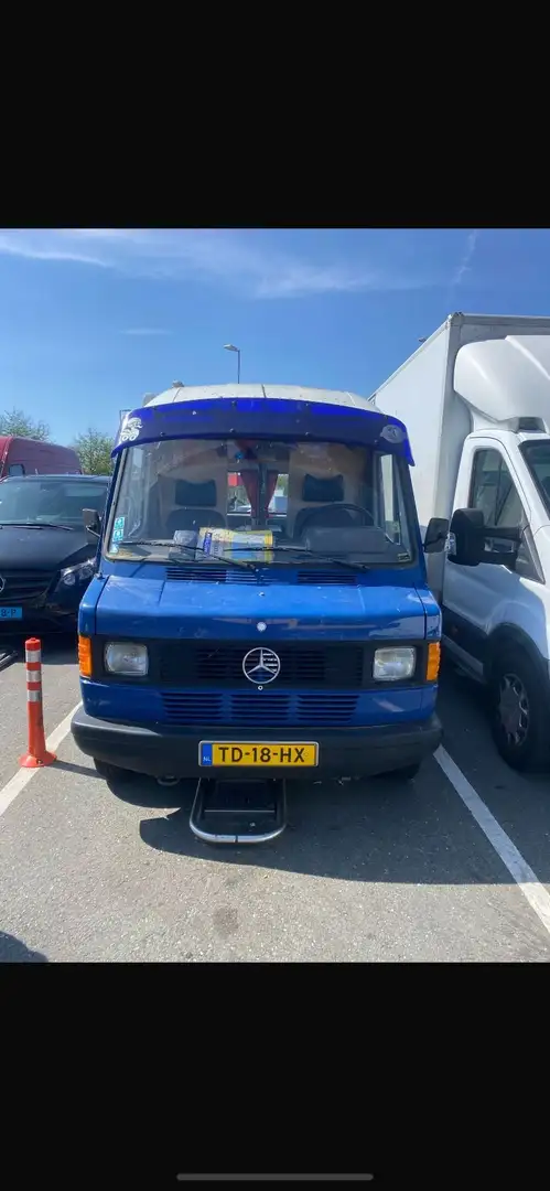 Mercedes-Benz 208 Mercedes-Benz 207D Kék - 1