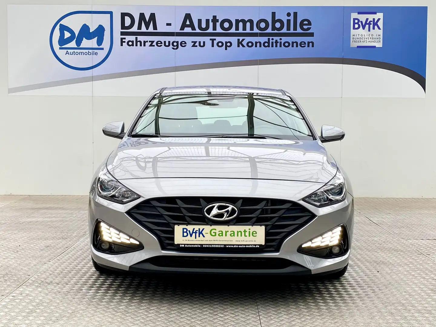 Hyundai i30 1.0 T-GDI DCT Select KLIMA PDC MFL Argent - 2