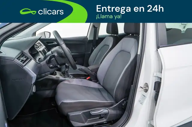 SEAT Arona view 14
