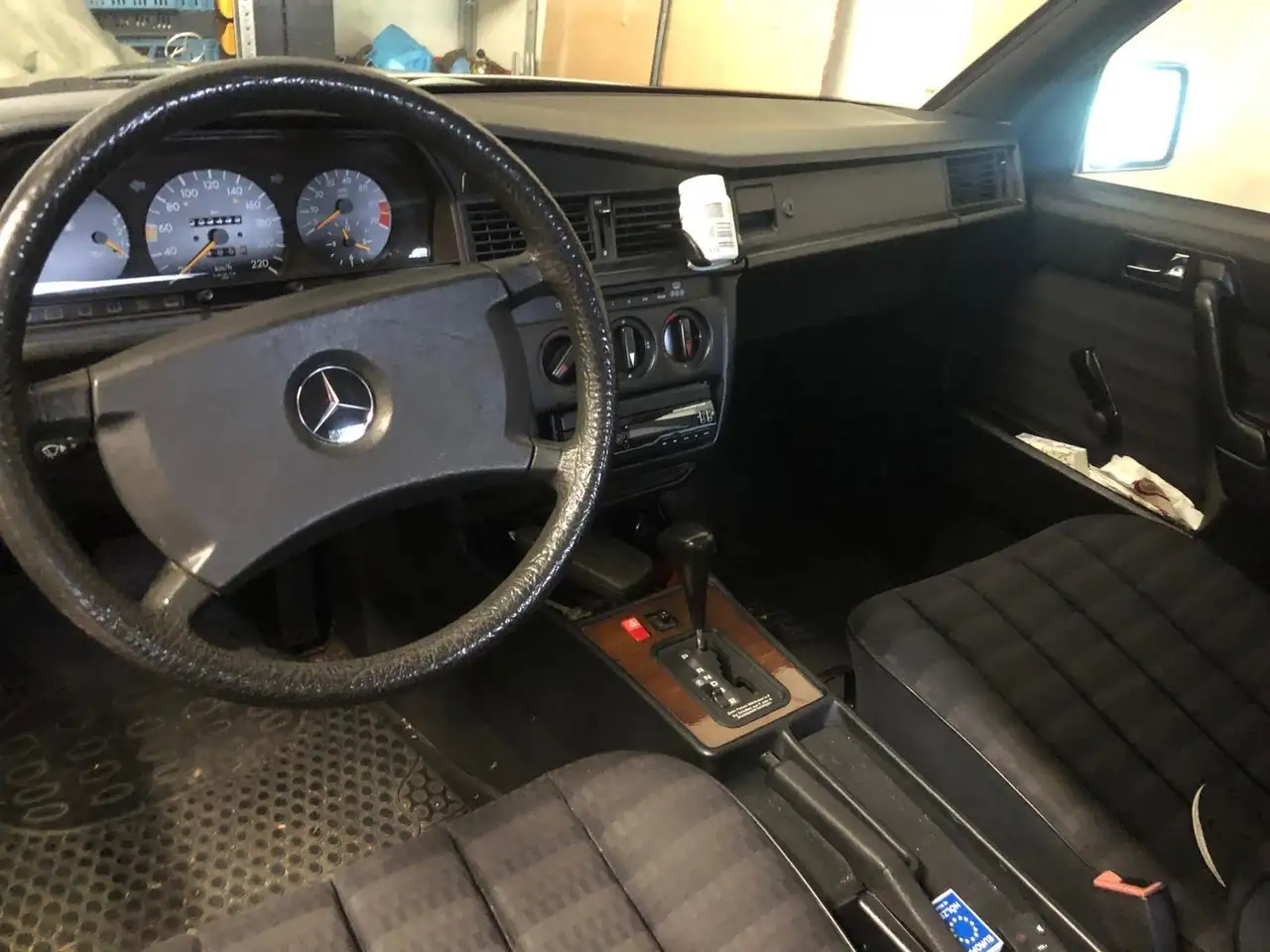 Mercedes-Benz 190 E, foto 9