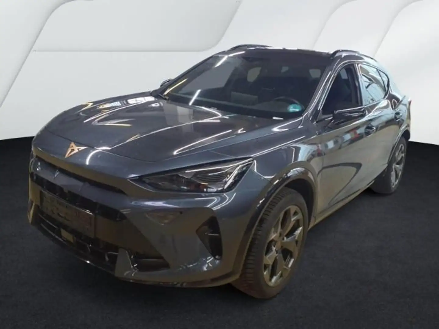 CUPRA Formentor 1.5 eTSI DSG SENNHEISER SUPERSPORT 360 Grau - 2