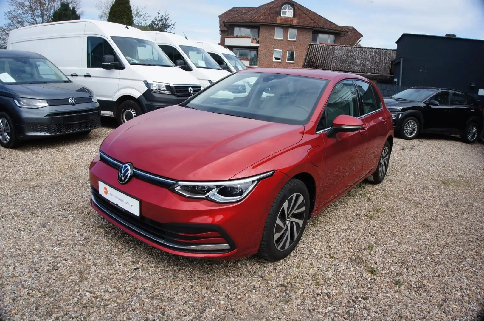 Volkswagen Golf VIII Lim. Style eHybrid LED NAVI STANDHZ Rot - 1