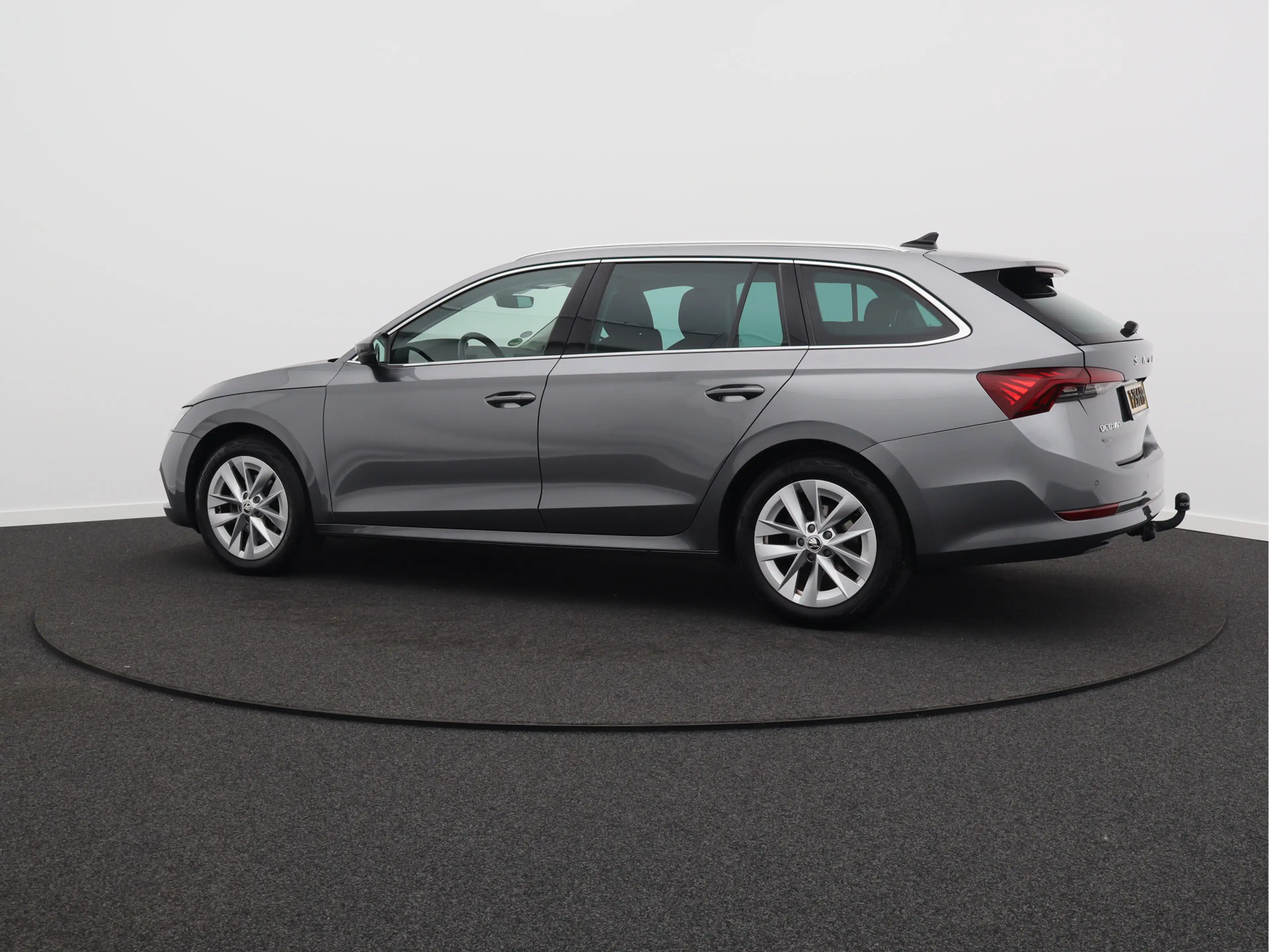 Skoda Octavia Combi 1.0 e-TSI Business Edition Plus/ trekhaak! — photo 13