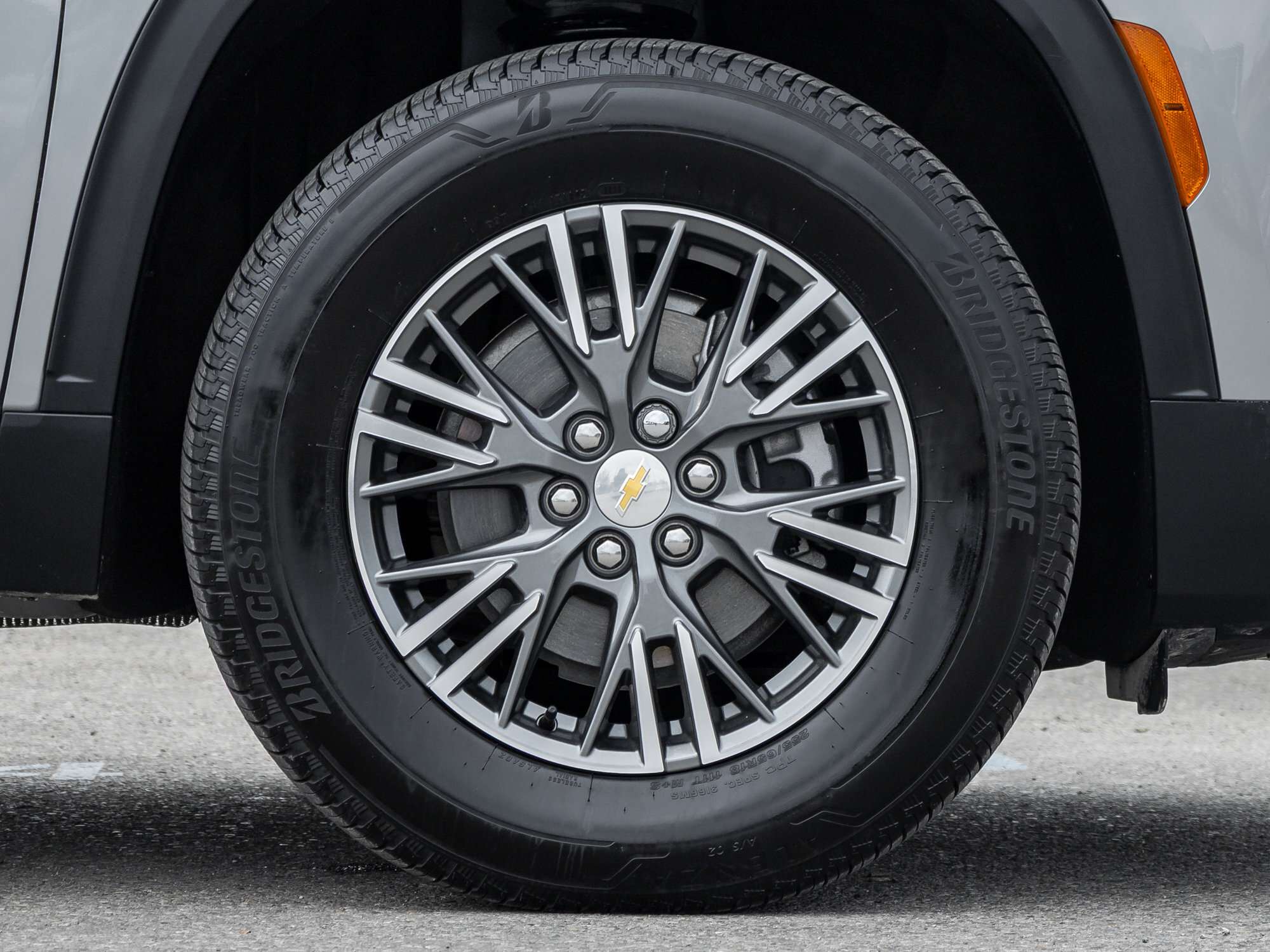 2026 Chevrolet Traverse AWD 4dr LT — photo 1