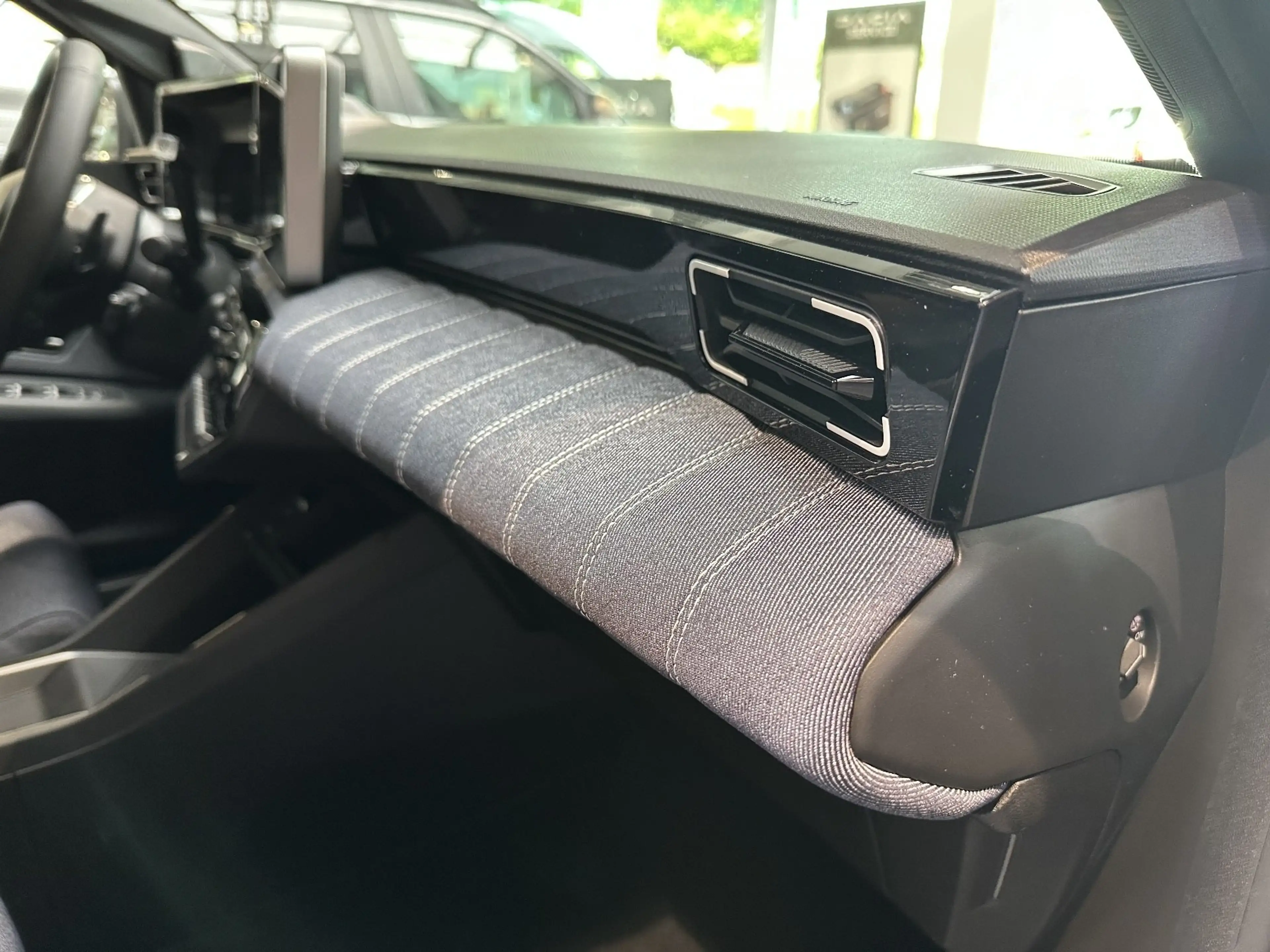 Renault R 5 Techno 120PS Urban Range — photo 9