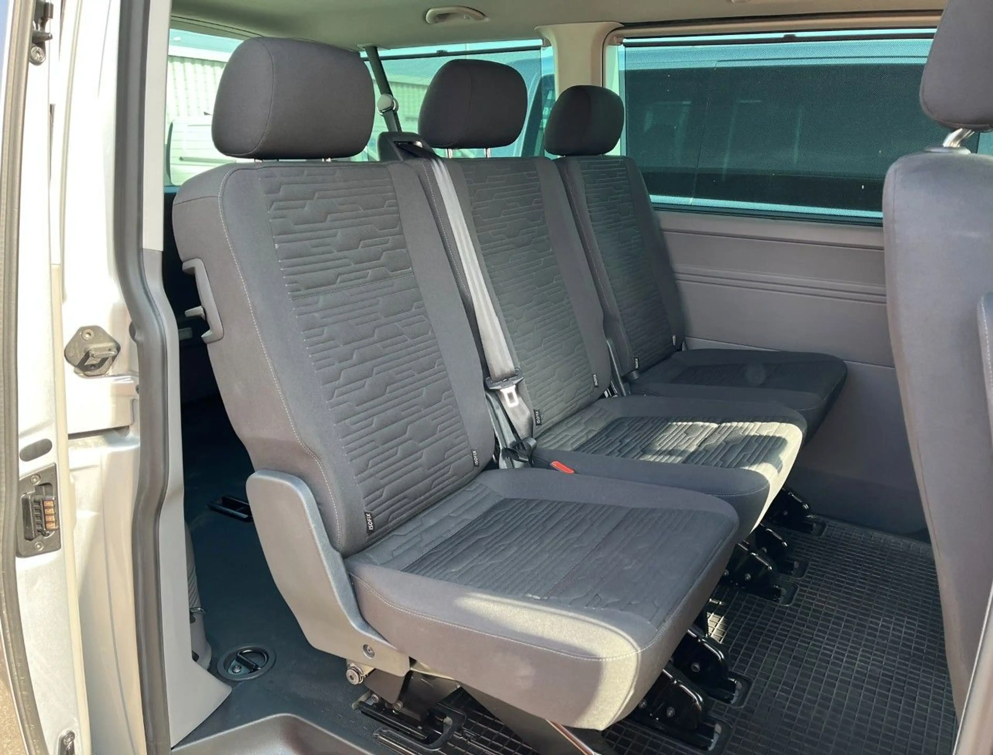 Volkswagen Others T6.1 Carav Comf. DSG 4m StHz 2-Schieb 5-Sitz AHK — photo 22