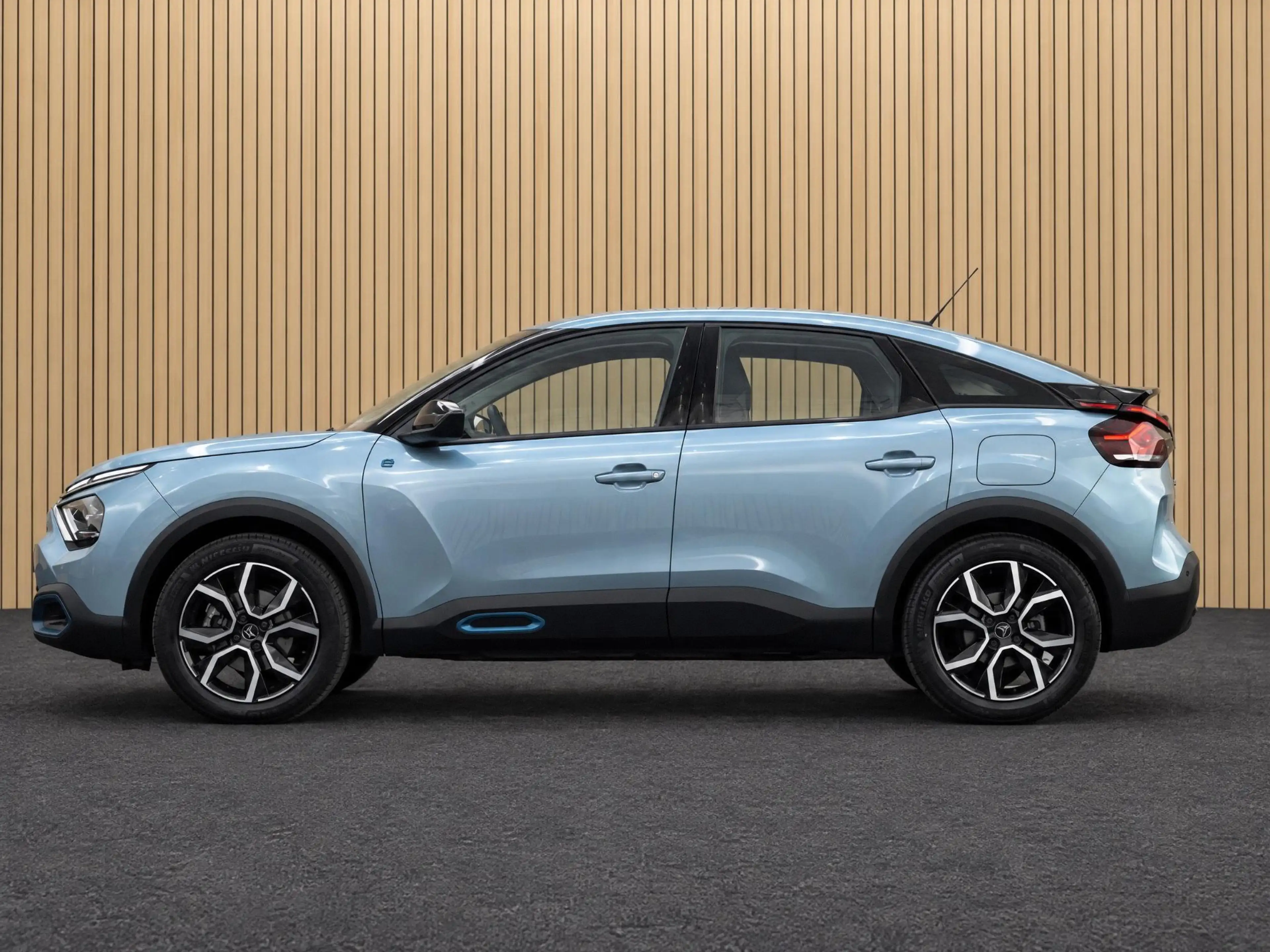 Citroen E-C4 Electric Feel Pack 50 kWh | Camera/Navi/Climate — photo 8