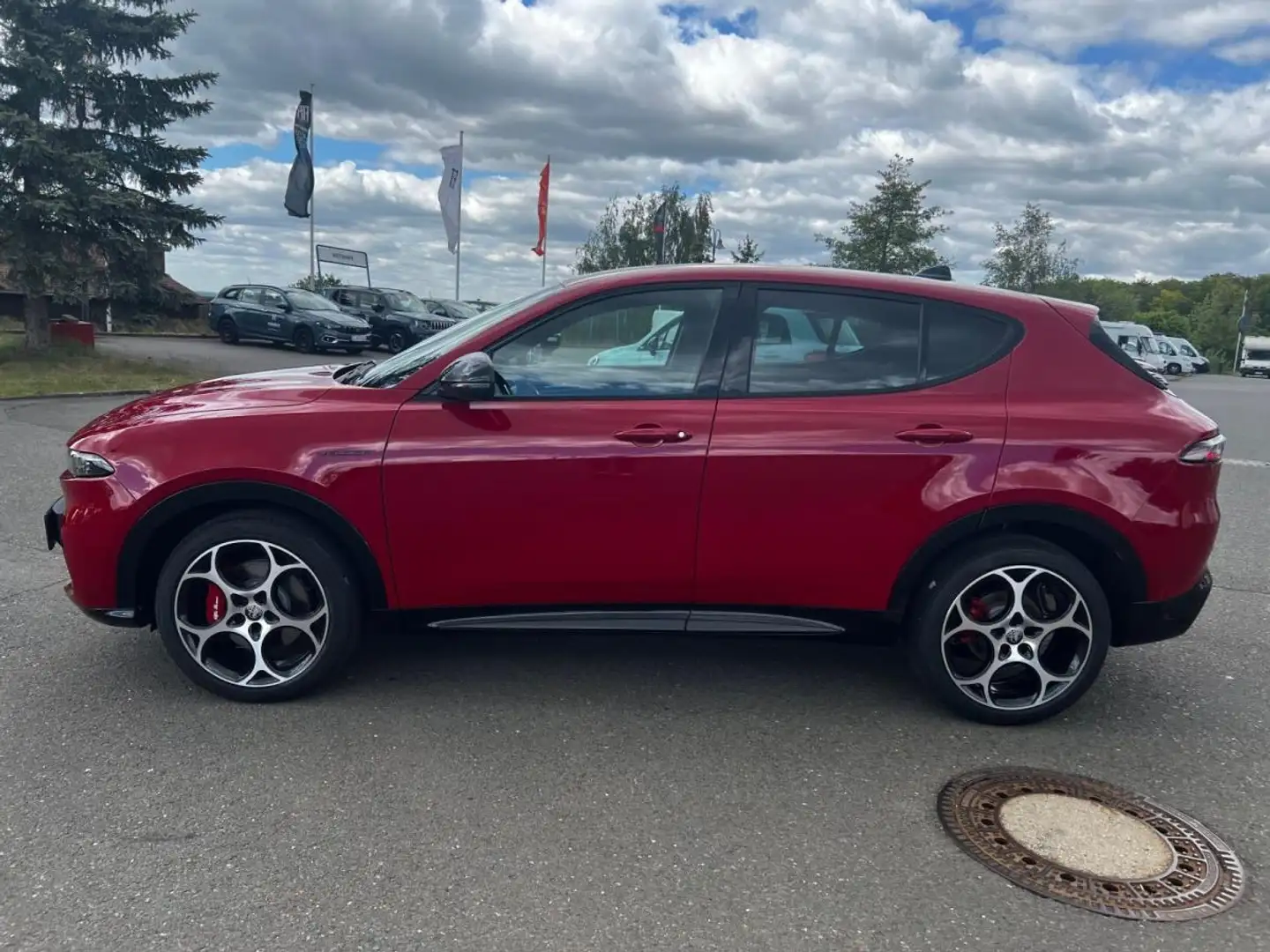 Alfa Romeo Tonale Veloce 1.5 VGT 48V-Hybrid 15 kW (MY 25) Rot - 2