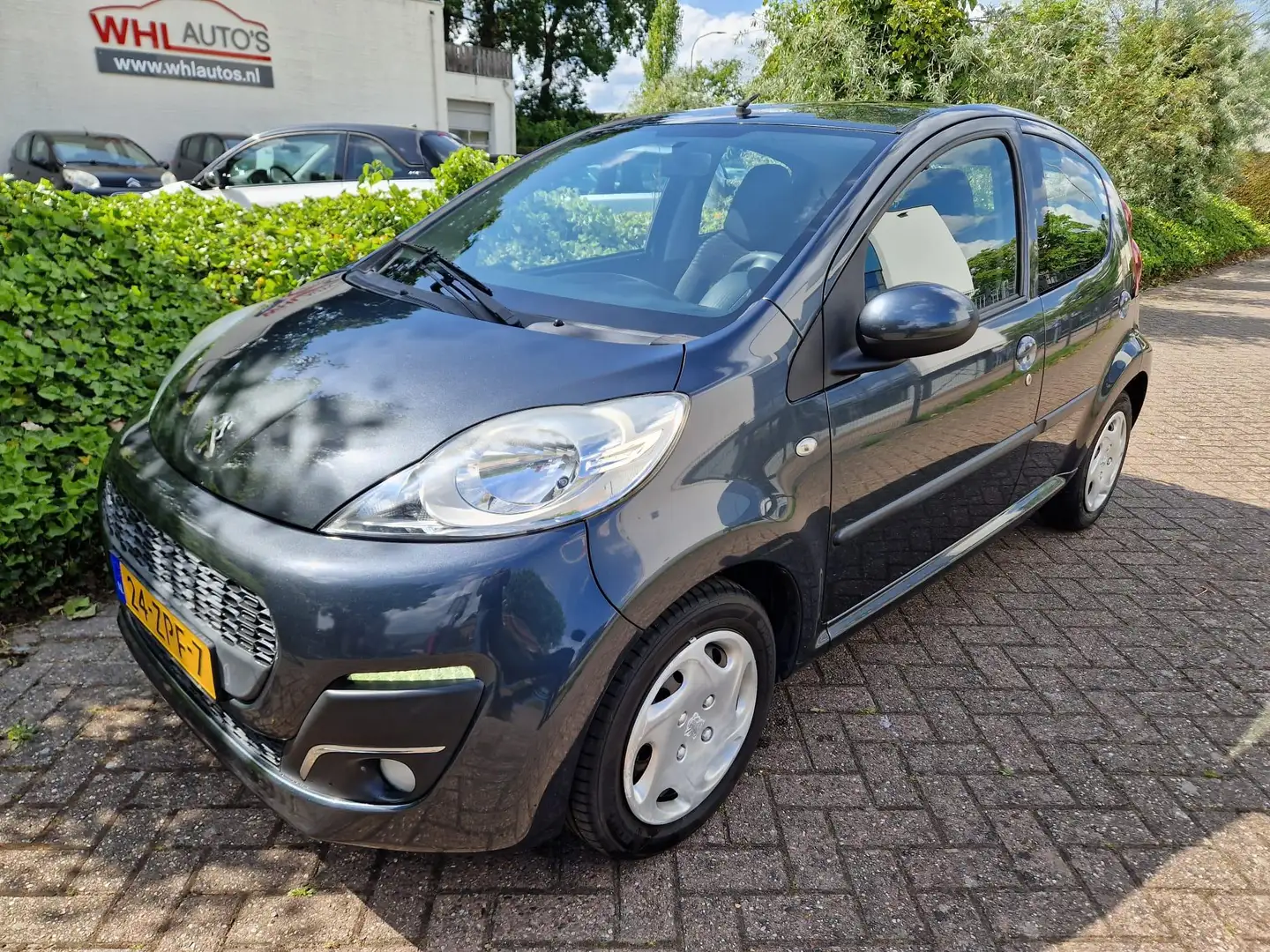 Peugeot 107 1.0 Active Grijs - 2