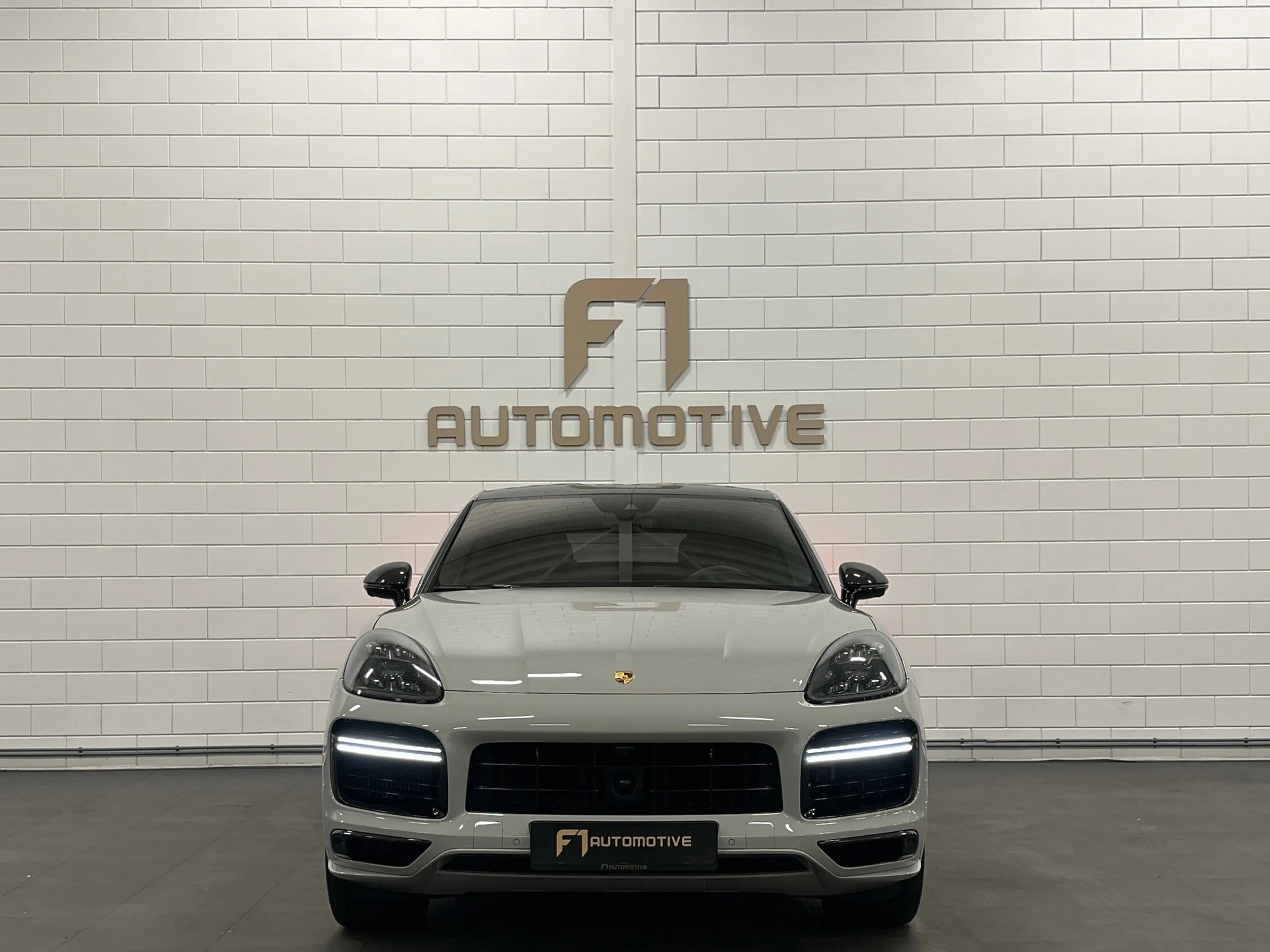 Porsche Cayenne Coupé 4.0 Turbo S E-Hybrid Carbon|Ceramic|VOL — photo 4