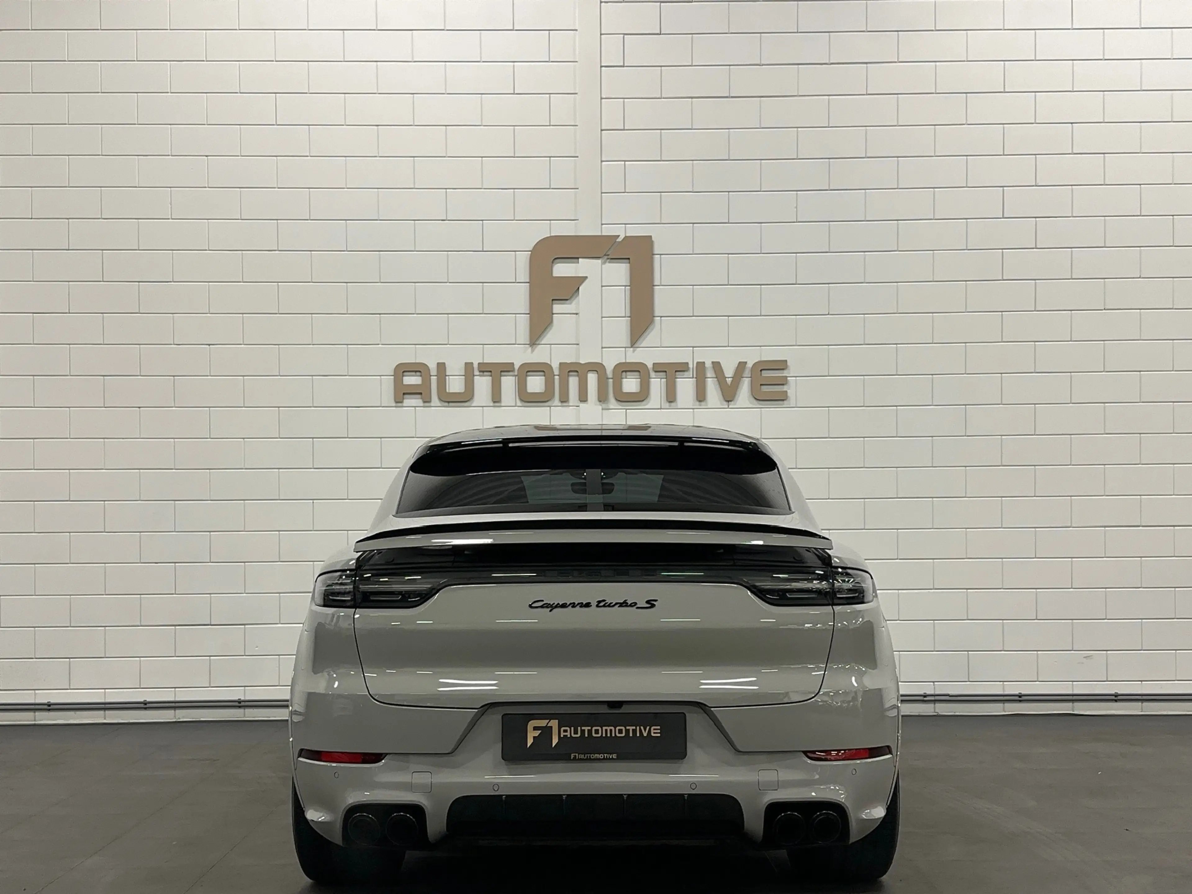 Porsche Cayenne Coupé 4.0 Turbo S E-Hybrid Carbon|Ceramic|VOL — photo 7