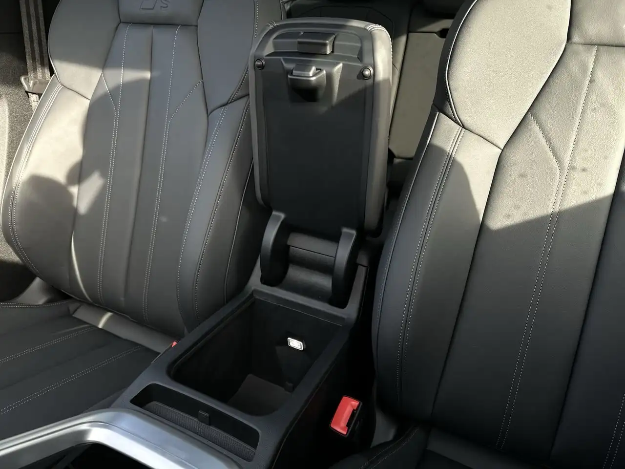 Audi Q5 снимка Audi Q5