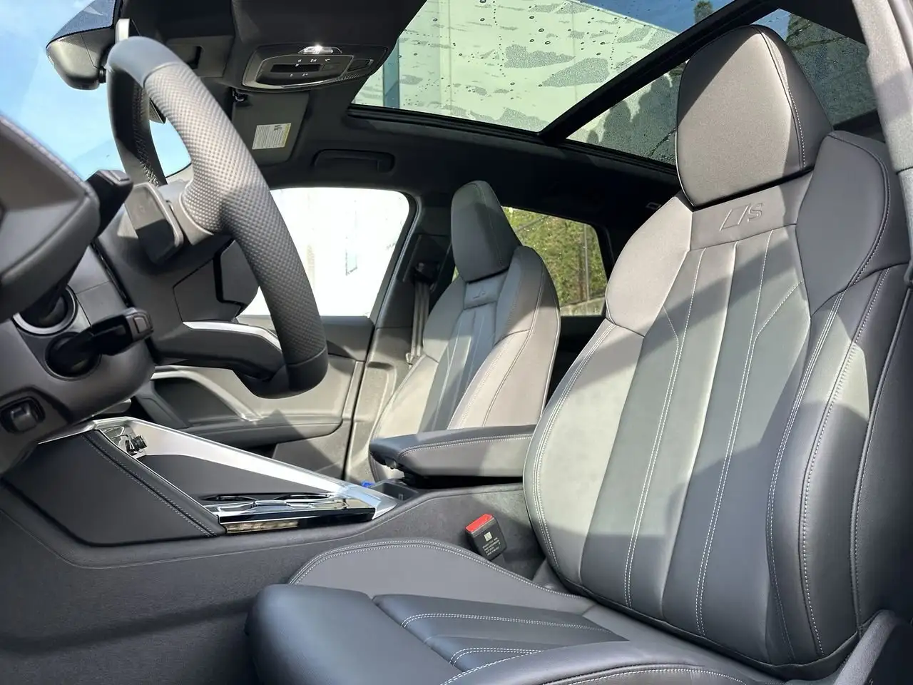 Audi Q5 снимка Audi Q5