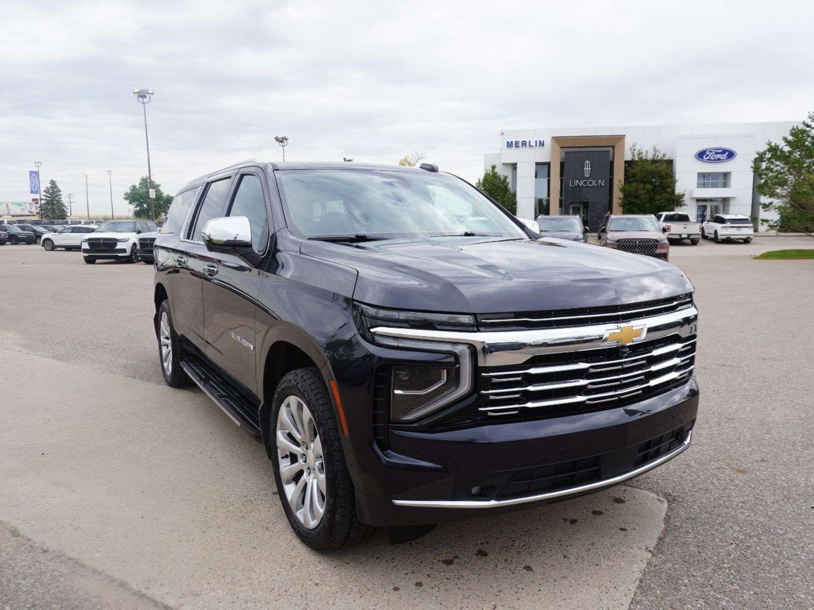 2025 Chevrolet Suburban Premier
