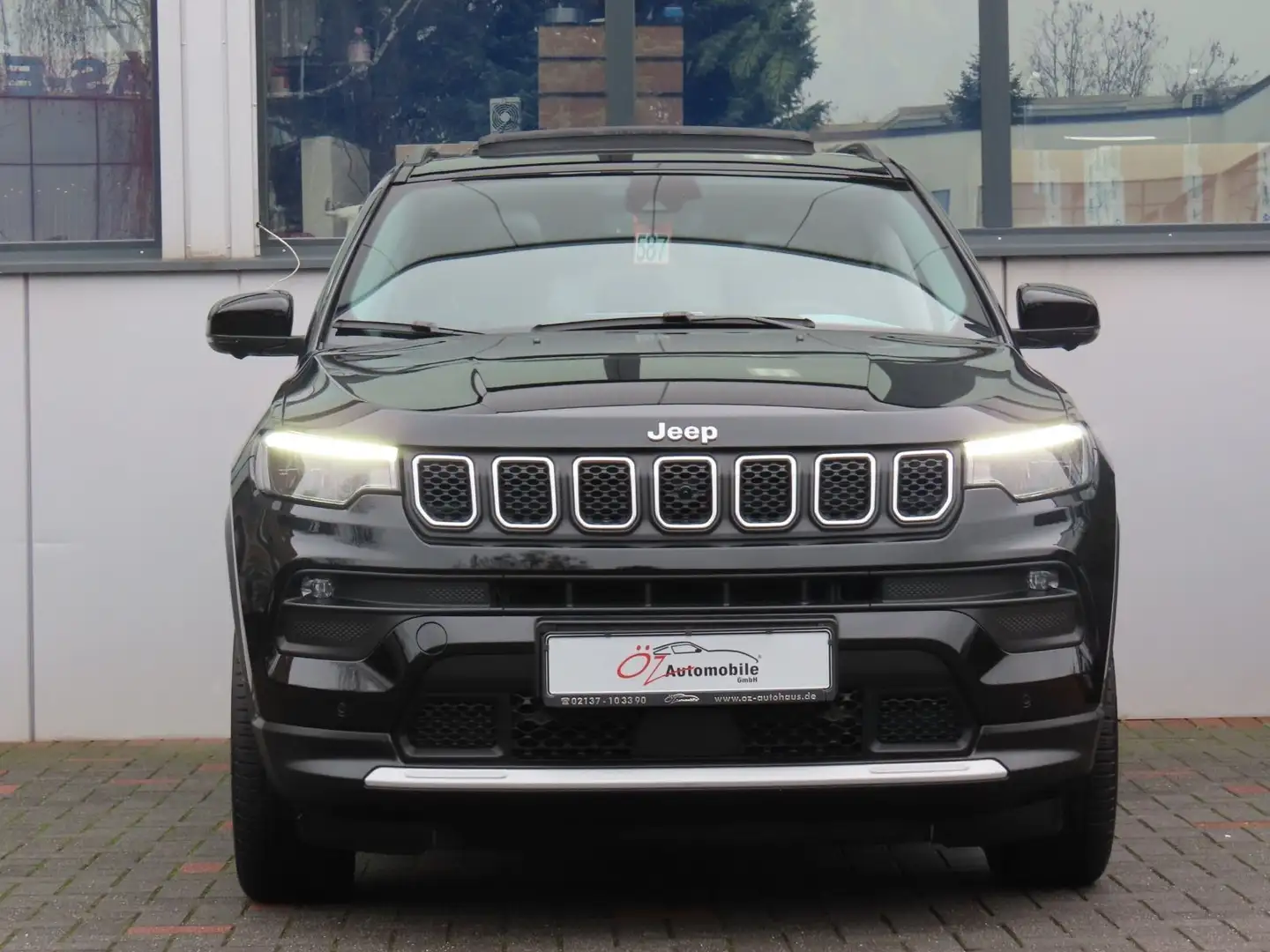 Jeep Compass 1.5l GSE T4 Autom. Pano Leder 360° Noir - 2