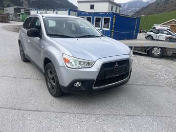 ASX 1,8 DI-D Intense 4X4/ XENON/ AHK/ ALU