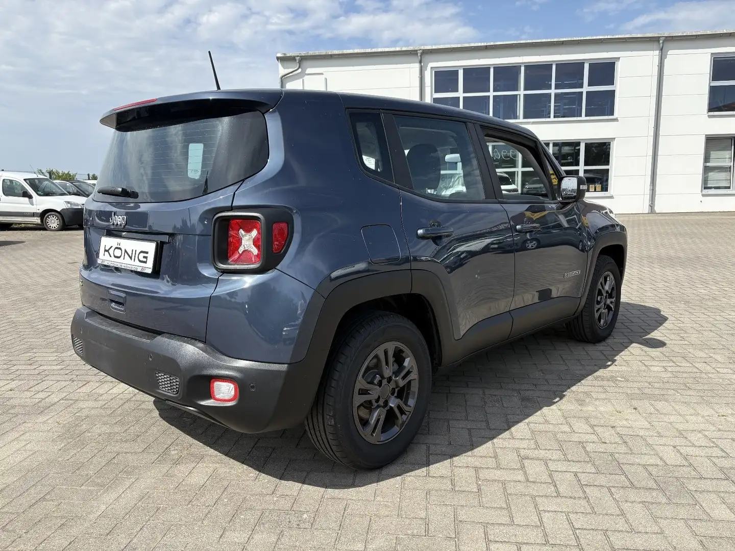 Jeep Renegade 1.5 MHEV Longitude Automatik Blauw - 2