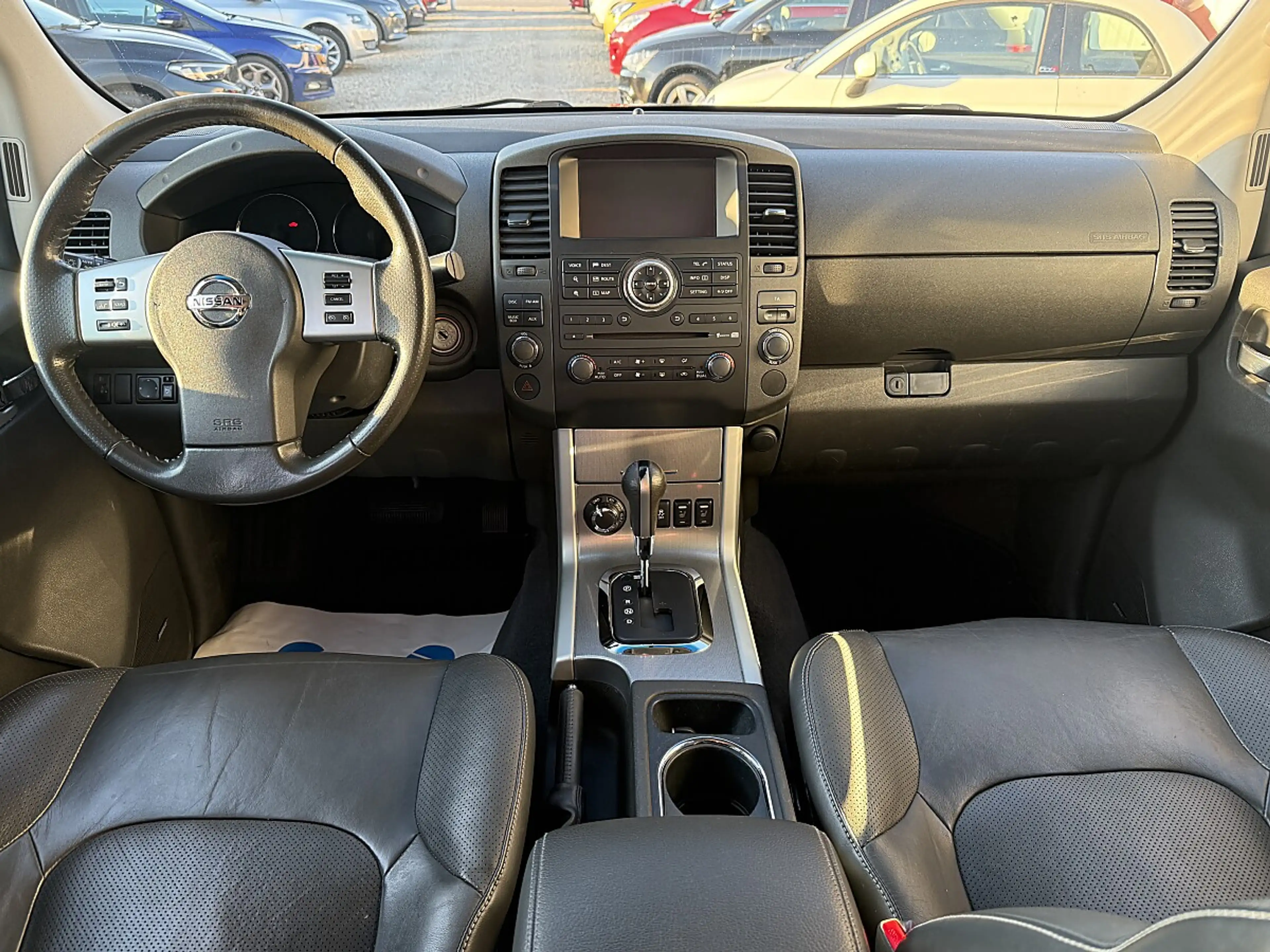 Nissan Navara Navara Double Cab 3,0 dCi 4x4 DPF Aut. — photo 7