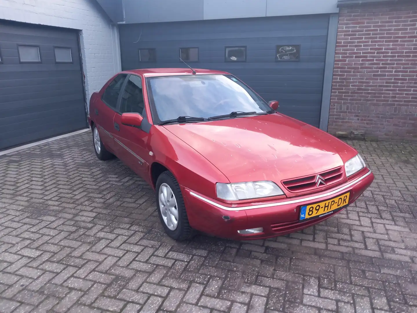 Citroen Xantia 1.8i-16V Millésime,Trekhaak,Elektrice ramen,Radio Rot - 2