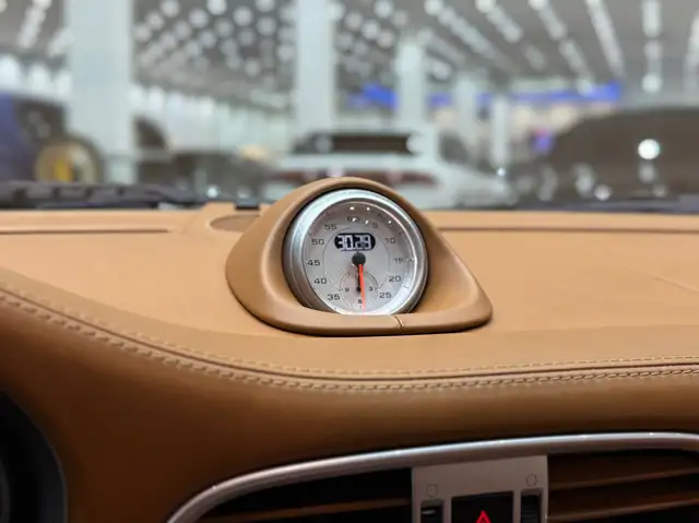 Porsche 997 Turbo Coupe *Keramik-Bremse* Ö-Auto * Ansicht 34