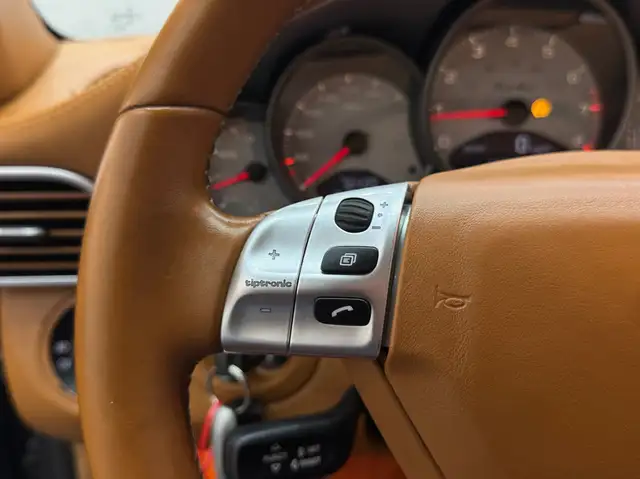 Porsche 997 Turbo Coupe *Keramik-Bremse* Ö-Auto * Ansicht 33