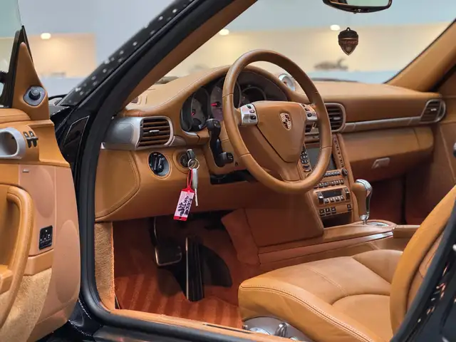 Porsche 997 Turbo Coupe *Keramik-Bremse* Ö-Auto * Ansicht 20