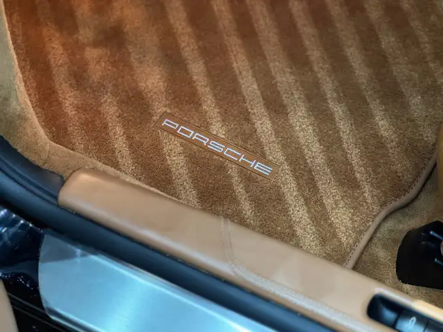 Porsche 997 Turbo Coupe *Keramik-Bremse* Ö-Auto * Ansicht 23