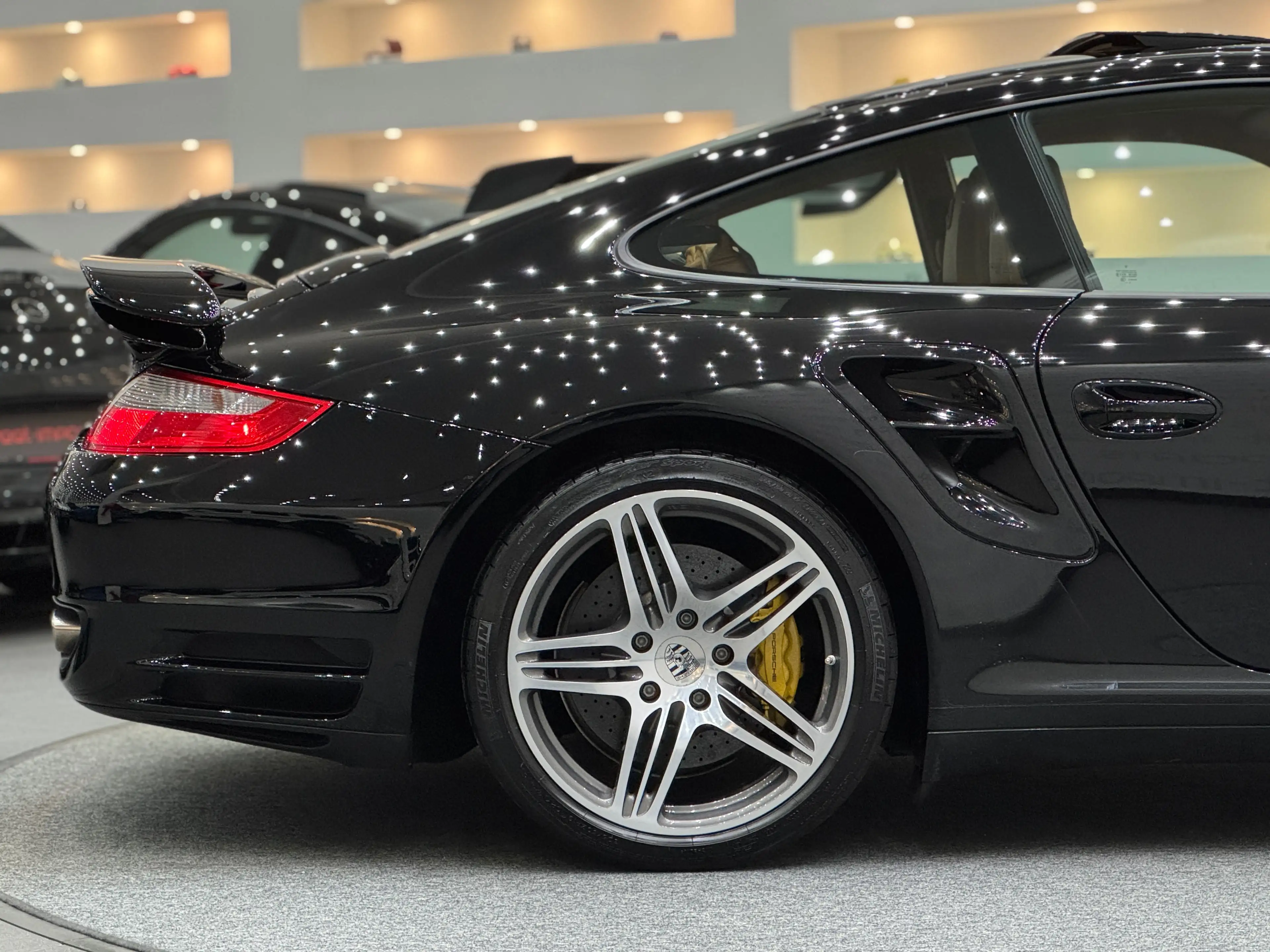 Porsche 997 Turbo Coupe *Keramik-Bremse* Ö-Auto * — photo 10