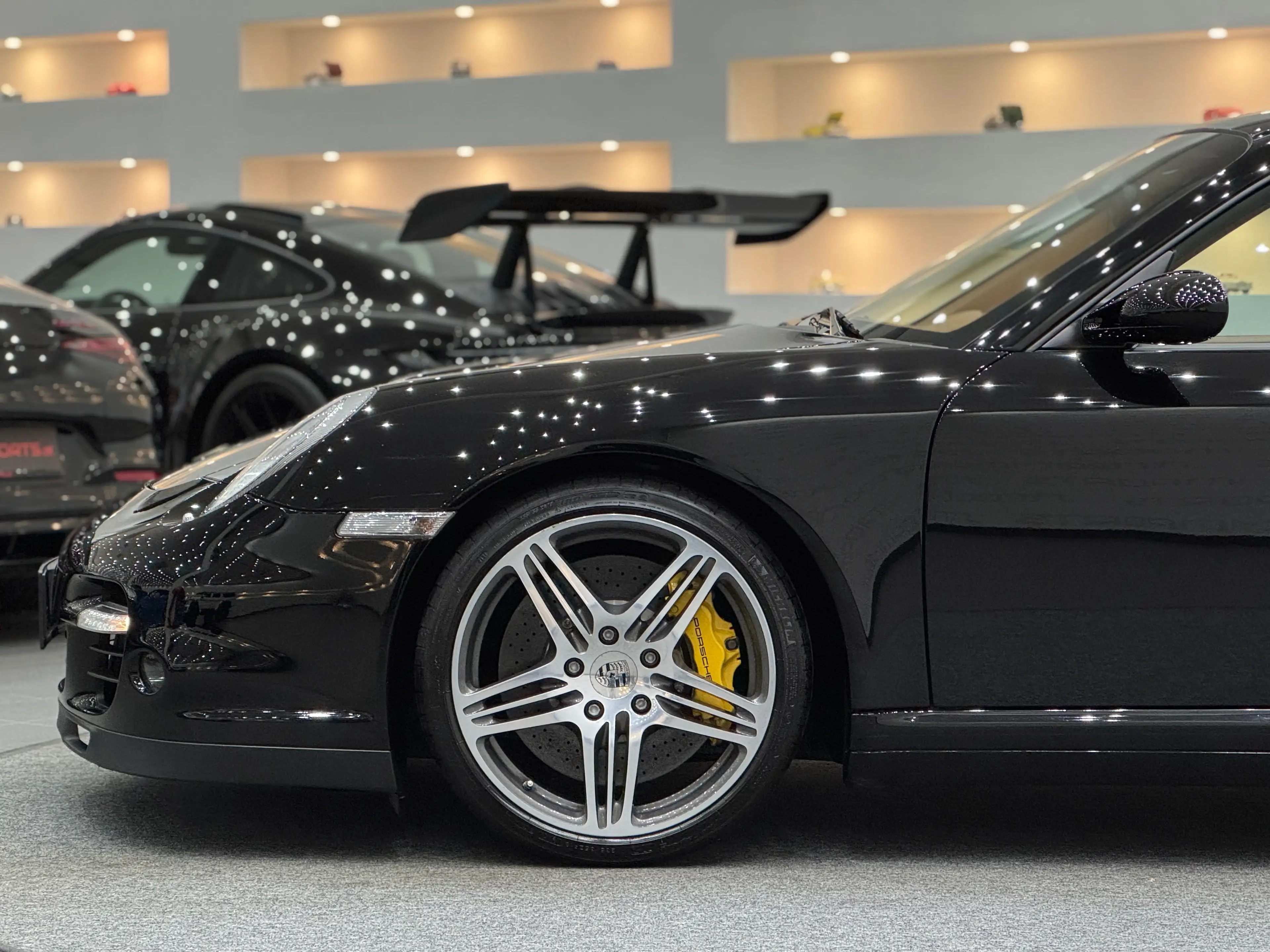 Porsche 997 Turbo Coupe *Keramik-Bremse* Ö-Auto * — photo 8