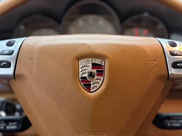 Porsche 997 Turbo Coupe *Keramik-Bremse* Ö-Auto * Ansicht 38