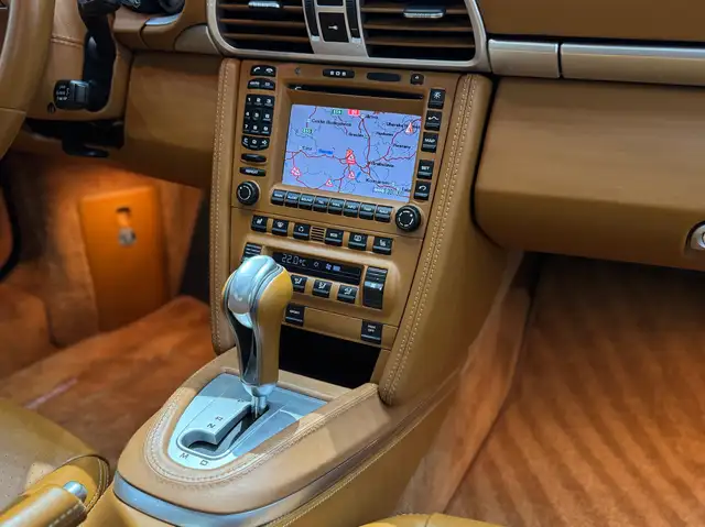 Porsche 997 Turbo Coupe *Keramik-Bremse* Ö-Auto * Ansicht 25