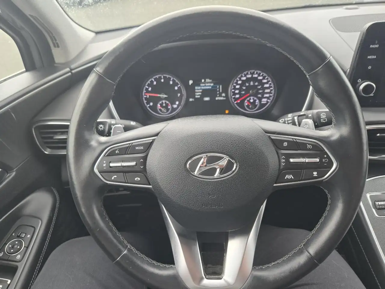 Hyundai SANTA FE снимка Hyundai SANTA FE
