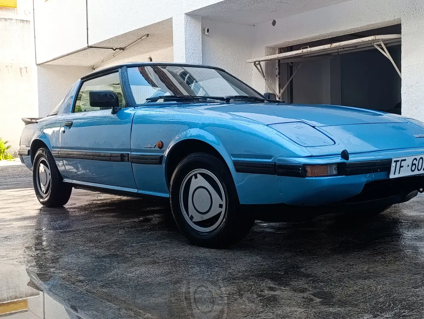 Mazda RX-7 - 1