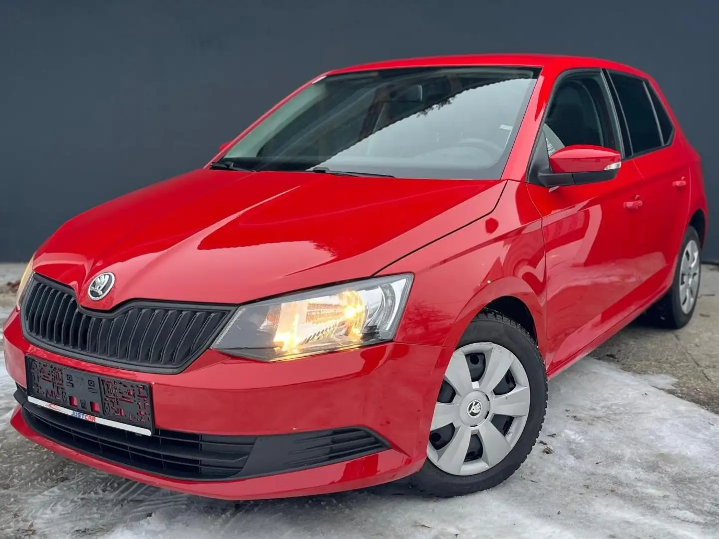 Skoda Fabia Active 1,0 Rot - 1