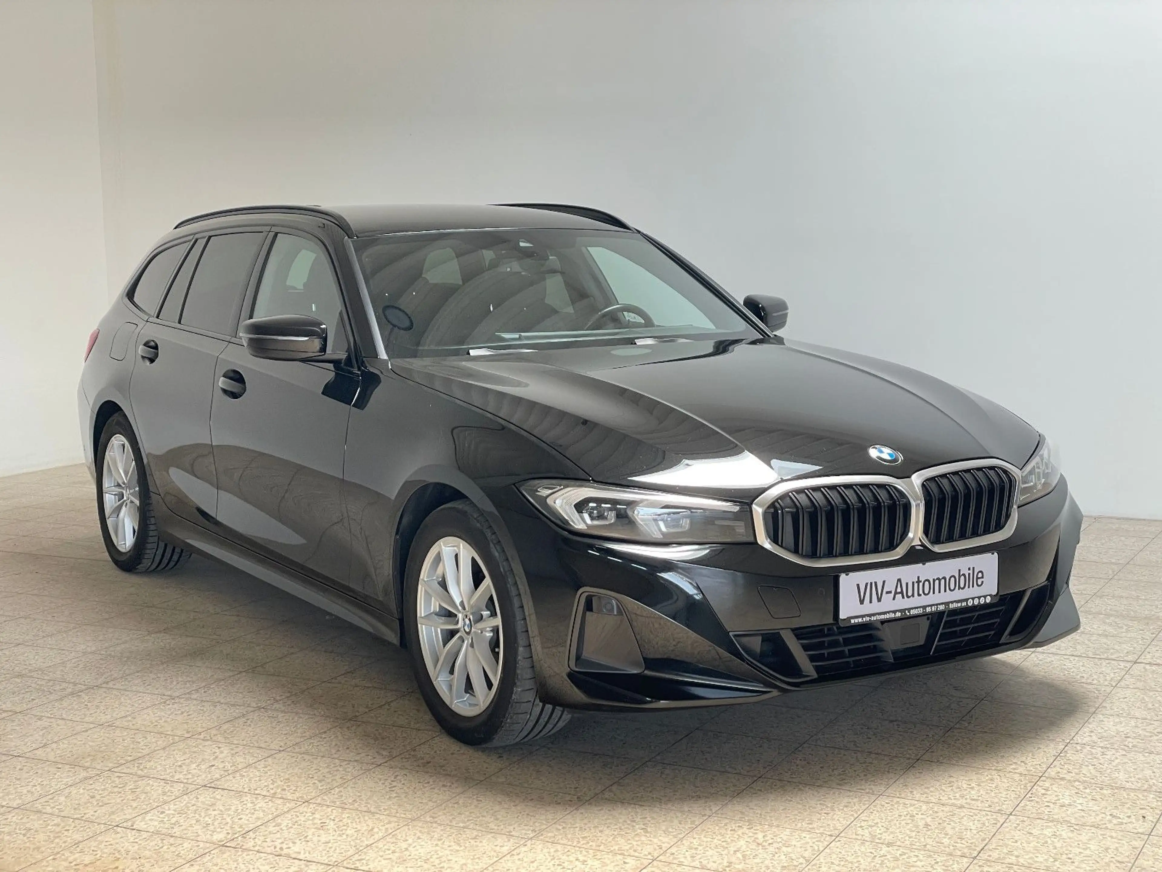 BMW 318 d Touring 1.Hand*Sport Sitze*Leder*AHK*M — photo 3