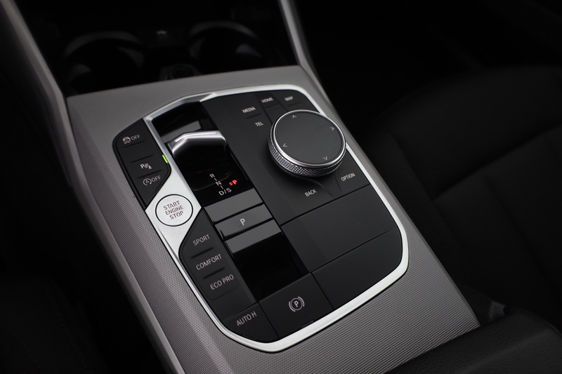 BMW 318 318i Touring LED Navi Kamera Spurhalte — photo 14